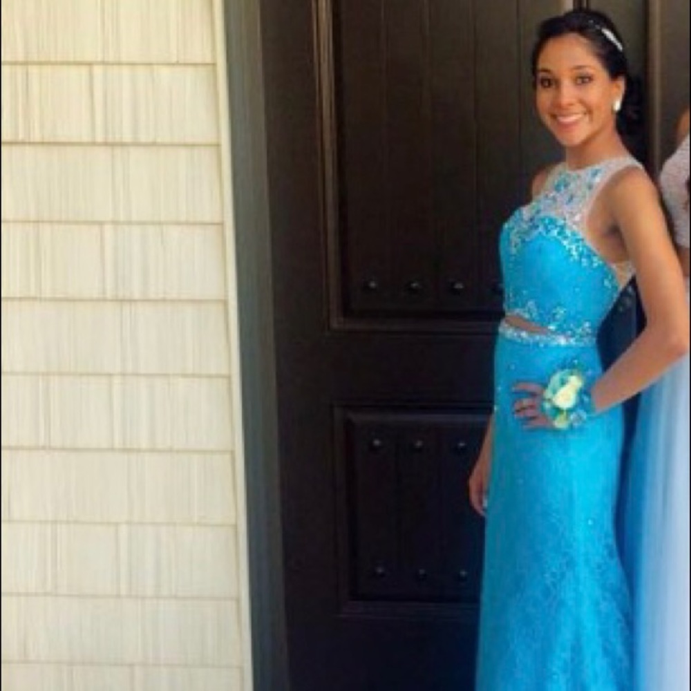 2 piece baby blue mermaid style prom dress